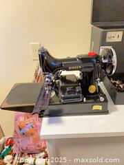 MaxSold Auction: Singer Vintage Mechanical Straight-Stitch Tabletop Sewing Machine - Kingston (Ontario, Canada) PARTNER MANAGED Downsizing Online Auction - Mayfair Crescent