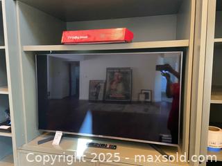 MaxSold Auction: Sony XBR-49X950H 49&#34; 4K UHD LED TV (Oct 2020) C - Los Angeles (California, USA) Estate Sale Online Auction - La Castana Drive