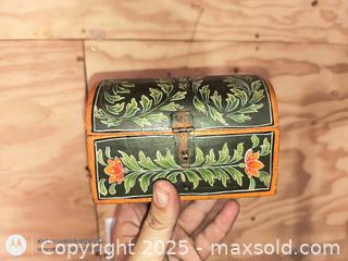 MaxSold Auction: hand painted old wooden box  - Loyalist (Ontario, Canada) SELLER MANAGED Estate Sale Online Auction - County Road 2