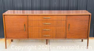 MaxSold Auction: 1950s MCM Sideboard - Hamilton (Ontario, Canada) SELLER MANAGED Estate Sale Online Auction - Gertrude Street