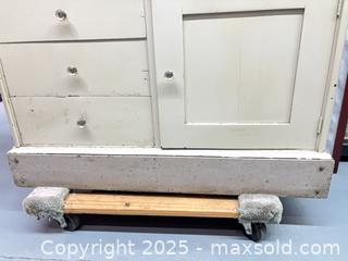 MaxSold Auction: Vintage Multi-Drawer Apothecary Storage Cabinet, Cream Finish - Warwick (Rhode Island, USA) SELLER MANAGED Reseller Online Auction - Warwick Avenue