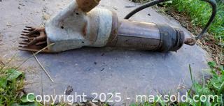 MaxSold Auction: vintage shaver  - Rockaway (New Jersey, USA) SELLER MANAGED Downsizing Online Auction - Miami Trail