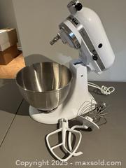 MaxSold Auction: KitchenAid Classic Tilt-Head Stand Mixer, 4.5 qt, White - Cornwall (Ontario, Canada) SELLER MANAGED Moving Online Auction - Emma Avenue