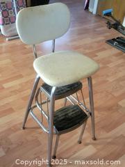 MaxSold Auction: Step stool - St. Thomas (Ontario, Canada) SELLER MANAGED Estate Sale Online Auction - Elm Street