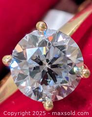 MaxSold Auction: Certified 10K(1.77g)Lab Diamond(1.55ct) - Toronto (Ontario, Canada) PARTNER MANAGED Downsizing Online Auction - Queen Street East