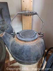 MaxSold Auction: Cast iron Dutch oven and kettle, medium (2–5 qt) B - Ottawa (Gloucester)(Ontario, Canada) PARTNER MANAGED Moving Online Auction - Southpark Drive