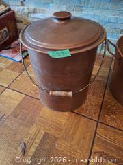 MaxSold Auction: Copper-Finish Metal Bucket and Large Oval Tub A - Ottawa (Gloucester)(Ontario, Canada) PARTNER MANAGED Moving Online Auction - Southpark Drive