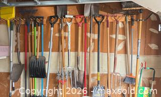 MaxSold Auction: Mixed Garden Tools B - Ottawa (Gloucester)(Ontario, Canada) PARTNER MANAGED Moving Online Auction - Southpark Drive