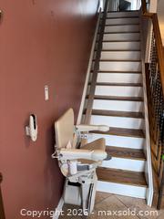 MaxSold Auction: Stair Lift    Z - Ottawa (Gloucester)(Ontario, Canada) PARTNER MANAGED Moving Online Auction - Southpark Drive