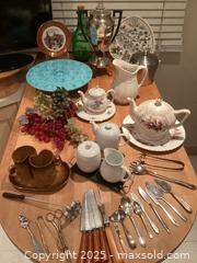 MaxSold Auction: One of a Kind Lot - Toronto (Ontario, Canada) SELLER MANAGED Estate Sale Online Auction - Richbourne Court