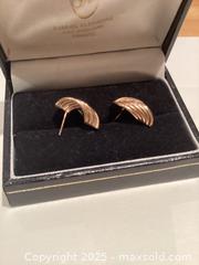 MaxSold Auction: Unique Gold Earrings - Toronto (Ontario, Canada) SELLER MANAGED Estate Sale Online Auction - Richbourne Court