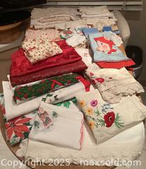 MaxSold Auction: Vintage Linen’s Lot - Toronto (Ontario, Canada) SELLER MANAGED Estate Sale Online Auction - Richbourne Court