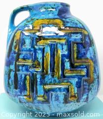 MaxSold Auction: West German Turquoise Speckled Ceramic Vase - Hamilton (Ontario, Canada) SELLER MANAGED Downsizing Online Auction -  Miller Drive