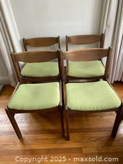 MaxSold Auction: Set of 4 Mid-Century Modern Dining Chairs - Toronto (Ontario, Canada) SELLER MANAGED Estate Sale Online Auction - Chestnut Park Road