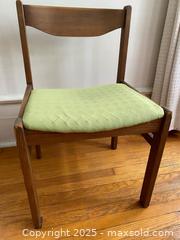 MaxSold Auction: Set of 4 Mid-Century Modern Dining Chairs - Toronto (Ontario, Canada) SELLER MANAGED Estate Sale Online Auction - Chestnut Park Road
