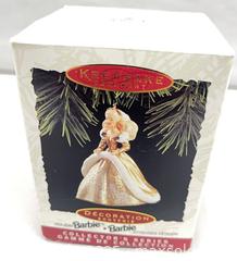 MaxSold Auction: 1994 Barbie Holiday Series  - 103128 - Ottawa (Ontario, Canada) SELLER MANAGED Estate Sale Online Auction - Frank Nighbor Place