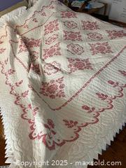 MaxSold Auction: Gorgeous Quilt Queen - 103128 - Ottawa (Ontario, Canada) SELLER MANAGED Estate Sale Online Auction - Frank Nighbor Pl