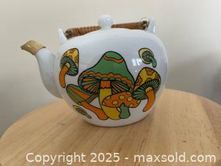 MaxSold Auction: Mushroom Tea Pot - 103128 - Ottawa (Ontario, Canada) SELLER MANAGED Estate Sale Online Auction - Frank Nighbor Place