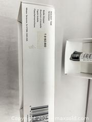 MaxSold Auction: NEW Mikasa Austrian Lead Crystal “HOLIDAY TIME” CHRISTMAS TREE Wine Bottle Stopper - 103128 - Ottawa (Ontario, Canada) SELLER MANAGED Estate Sale Online Auction - Frank Nighbor Place