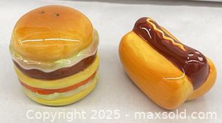 MaxSold Auction: S & P Hot Dog and Hamburger  - 103128 - Ottawa (Ontario, Canada) SELLER MANAGED Estate Sale Online Auction - Frank Nighbor Place