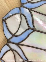 MaxSold Auction: Tiffany Style Swag Lamp - 103128 - Ottawa (Ontario, Canada) SELLER MANAGED Estate Sale Online Auction - Frank Nighbor Place