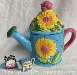 MaxSold Auction: VTG Floral Tea Pot & Wade Whimseas - 103128 - Ottawa (Ontario, Canada) SELLER MANAGED Estate Sale Online Auction - Frank Nighbor Place