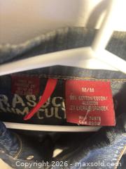 MaxSold Auction: Parasuco Denim Cult Jean Trucker Jacket Men’s Size Medium  - Toronto (Ontario, Canada) SELLER MANAGED Downsizing Online Auction - Carscadden Drive (CONDO)