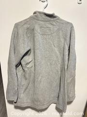 MaxSold Auction: Tommy Bahama Men's Gray Full Zip Sweater Extra Large - Toronto (Ontario, Canada) SELLER MANAGED Downsizing Online Auction - Carscadden Drive (CONDO)