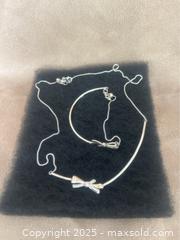 MaxSold Auction: Sterling Necklace and Matching Bracelet - London (Ontario, Canada) SELLER MANAGED Downsizing Online Auction - Doon Drive