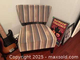 MaxSold Auction: Accent Chair C - Brampton (Ontario, Canada) Estate Sale Online Auction - Upper Highlands Drive