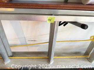 MaxSold Auction: Aluminum Step Ladder and Extension Ladder B - Brampton (Ontario, Canada) Estate Sale Online Auction - Upper Highlands Drive