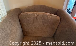 MaxSold Auction: Chair and Ottoman C - Brampton (Ontario, Canada) Estate Sale Online Auction - Upper Highlands Drive