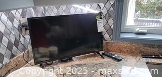 MaxSold Auction: Insignia 24" TV NS-24D310CA21 - Brampton (Ontario, Canada) Estate Sale Online Auction - Upper Highlands Drive