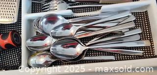 MaxSold Auction: Lot of Kitchen Drawer Items, Cutlery, Utensils & Corningware Baking Dishes B - Brampton (Ontario, Canada) Estate Sale Online Auction - Upper Highlands Drive