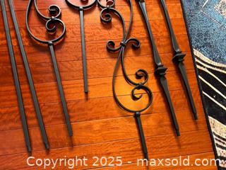 MaxSold Auction: Matte Black Wrought Iron-Style Stair Balusters, 8 pcs, 44 in B - Brampton (Ontario, Canada) Estate Sale Online Auction - Upper Highlands Drive