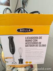 MaxSold Auction: Mixed Electric Kitchen Appliances Lot: T-fal, Bella, Proctor Silex B - Brampton (Ontario, Canada) Estate Sale Online Auction - Upper Highlands Drive