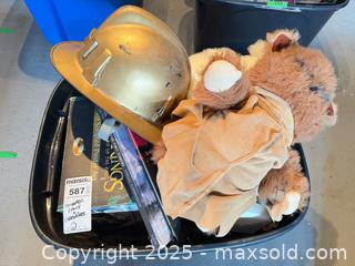 MaxSold Auction: Mixed Lot of Toys, Collectibles & Sports Gear — Wilson, Thomas B - Brampton (Ontario, Canada) Estate Sale Online Auction - Upper Highlands Drive