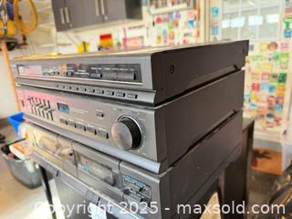MaxSold Auction: Panasonic SA-H50 / SL-H50B Stacked Mini Stereo System B - Brampton (Ontario, Canada) Estate Sale Online Auction - Upper Highlands Drive