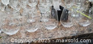 MaxSold Auction: Rosenthal Versace Wine Stopper, Spiegelau Wine Glasses and other Assorted Glassware, Barware B - Brampton (Ontario, Canada) Estate Sale Online Auction - Upper Highlands Drive