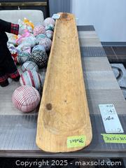 MaxSold Auction: Wood Bowl and Balls B - Brampton (Ontario, Canada) Estate Sale Online Auction - Upper Highlands Drive