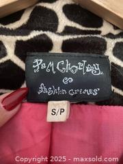 MaxSold Auction: Giraffe Print Coat  - Toronto (Ontario, Canada) SELLER MANAGED Downsizing Online Auction - Bathurst Street (CONDO)