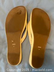 MaxSold Auction: Lemels Leather Flip Flops - Toronto (Ontario, Canada) SELLER MANAGED Downsizing Online Auction - Bathurst Street (CONDO)