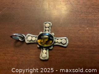 MaxSold Auction: Sterling and Amber Jewellery Set - Ottawa (Ontario, Canada) SELLER MANAGED Downsizing Online Auction - Sunnyside Avenue