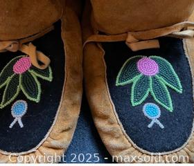 MaxSold Auction: Vintage North American  Indigenous Handmade Beaded Boots - Ottawa (Ontario, Canada) SELLER MANAGED Downsizing Online Auction - Sunnyside Avenue