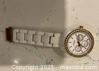 MaxSold Auction: Working Ladies White Fossil Watch  - Ottawa (Ontario, Canada) SELLER MANAGED Downsizing Online Auction - Sunnyside Avenue
