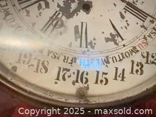 MaxSold Auction: Antique Octagon-Top Wall Calendar Clock A - Clarington (Ontario, Canada) Moving Online Auction - Trulls Road