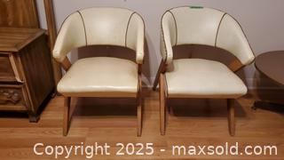 MaxSold Auction: MCM Arm Chairs B - Clarington (Ontario, Canada) Moving Online Auction - Trulls Road