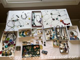 MaxSold Auction: Costume Jewelry #4 with Handmade Glass Pendants - Cupertino (California, USA) PARTNER MANAGED Estate Sale Online Auction - Maria Rosa Way
