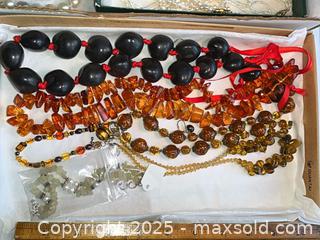 MaxSold Auction: Costume Jewelry #5 - Cupertino (California, USA) PARTNER MANAGED Estate Sale Online Auction - Maria Rosa Way