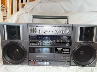 MaxSold Auction: Electronics &#38; Audio Devices - Cupertino (California, USA) PARTNER MANAGED Estate Sale Online Auction - Maria Rosa Way